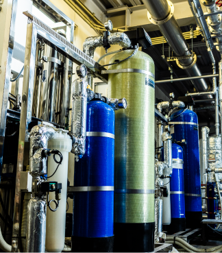 純水製造装置(RO膜・炭素フィルター・イオン交換樹脂)尿素サンプル取り出し口付